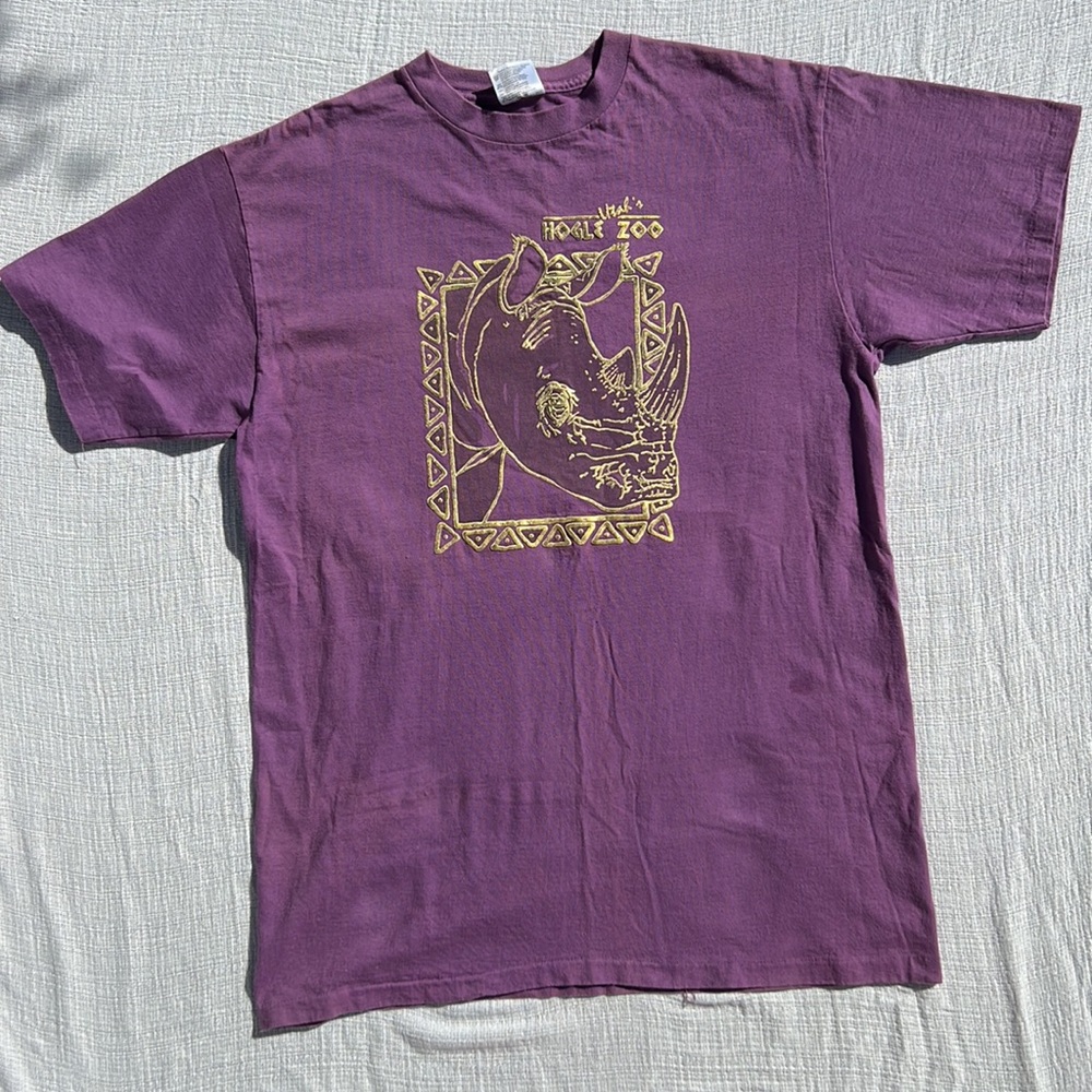 Vintage Oneita power-T Utah’s Hogle zoo with Gold Rhino graphic.🔥